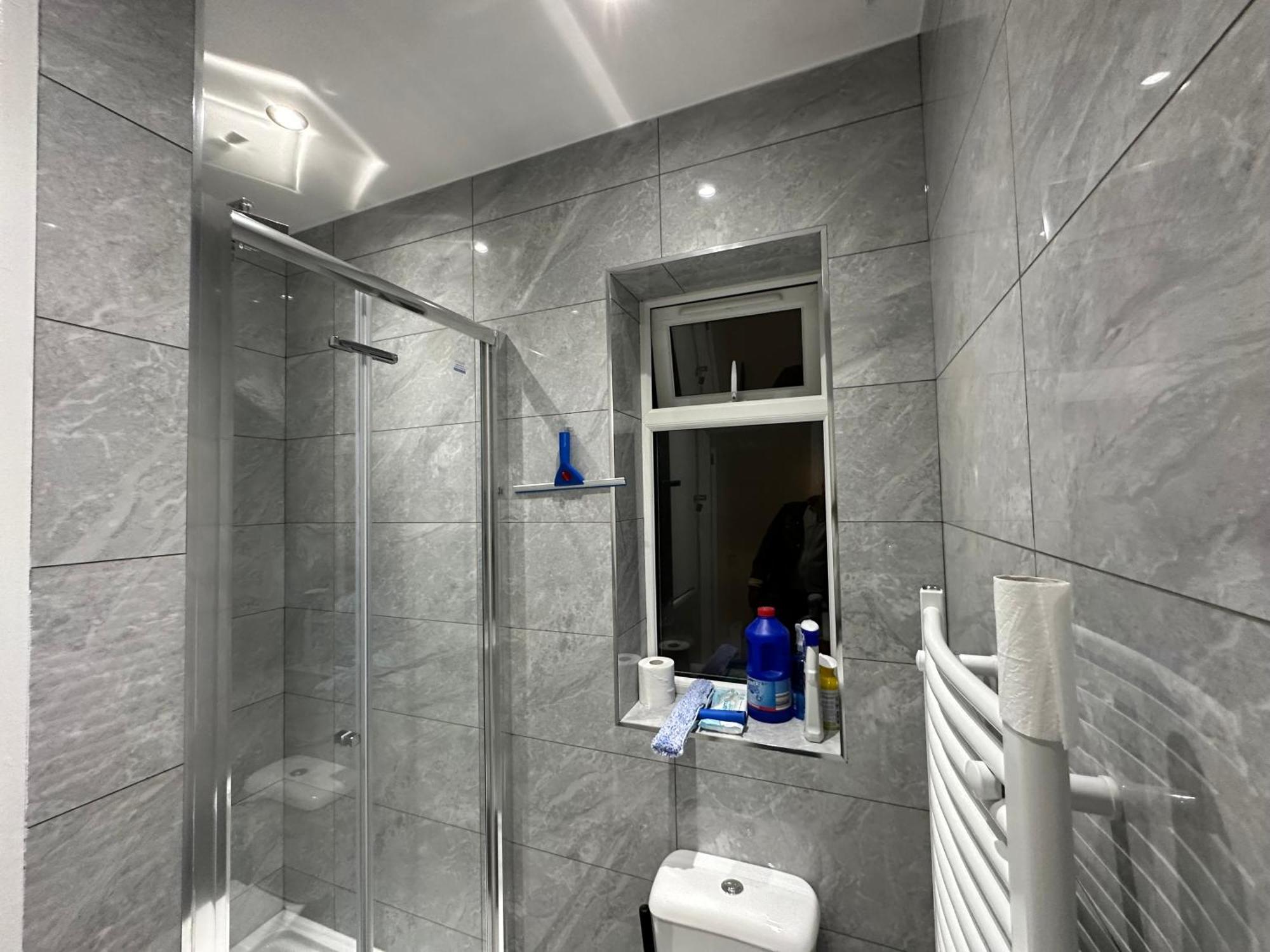 4Th Studio Flat With Private Own Bathroom A London Luxury Family Home Setup And Furnished With Double Bed Plus A Double Futon-Sofa Bed A Single Futon Bed A Baby Cot And Garden And Free Parking Exterior foto